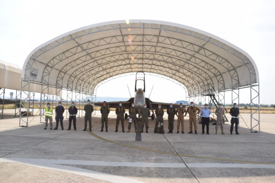 Visita de la delegación francesa al Claex. Foto: Ejército del Aire