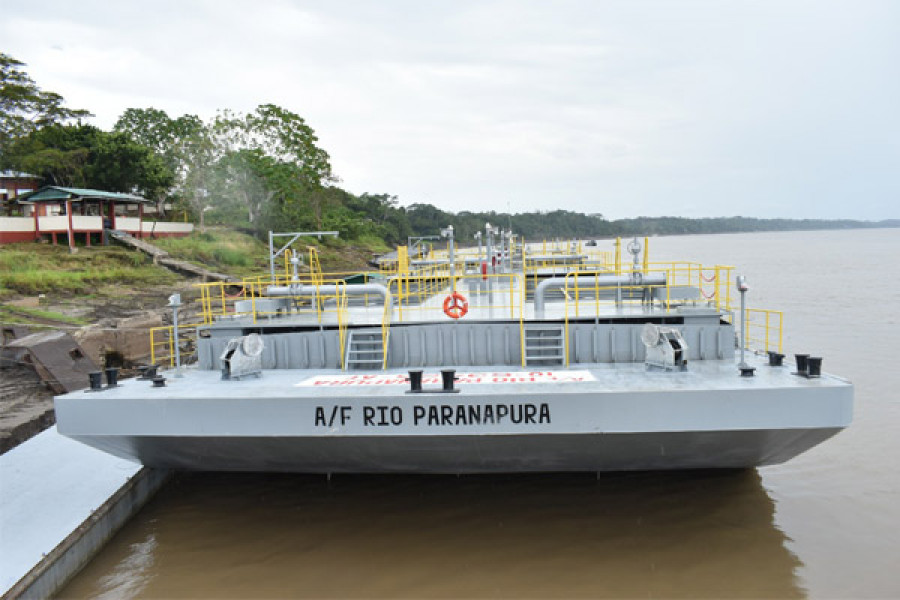 La barcaza Río Paranapura en las instalaciones de SIMA Iquitos. Foto: SIMA Perú