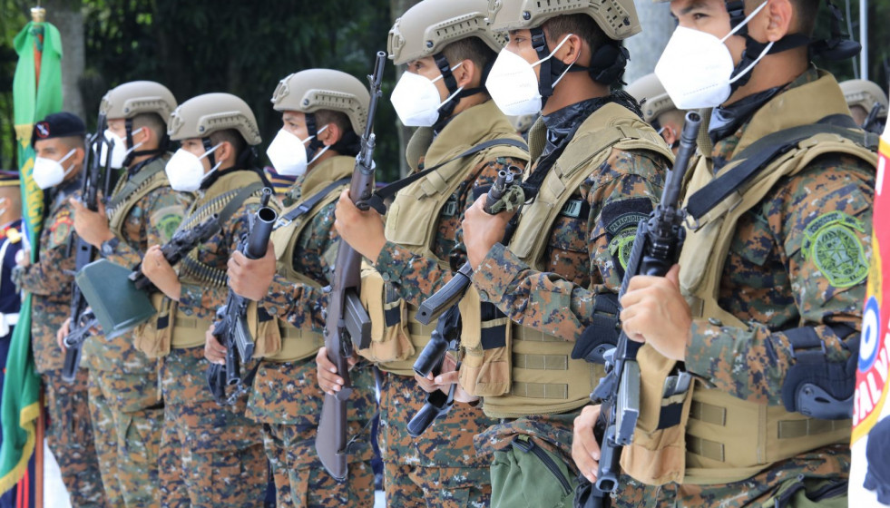 Los presupuestos de seguridad y defensa centroamericanos podrían sufrir reducciones en 2021. Foto: Presidencia de El Salvador.