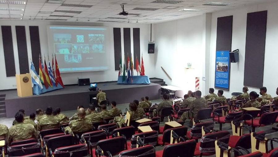 La videoconferencia de despedida del contingente de Cascos Azules. Foto: Armada Argentina