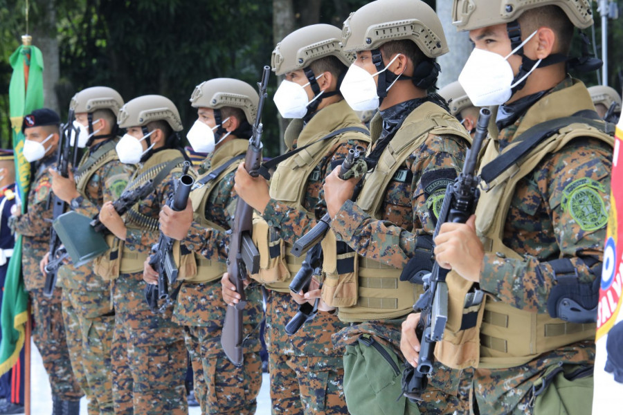 Militares salvadoreños en apoyo de labores de seguridad. Foto: Presidencia de El Salvador
