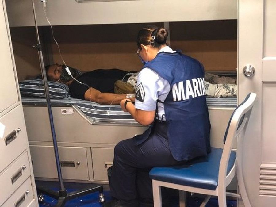 Atención sanitaria a bordo del buque ARM Montes Azules. Foto: Semar