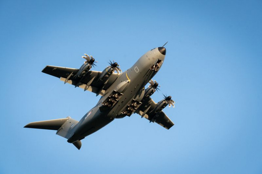 Avión A400M luxemburgués en su primer vuelo el pasado abril. Foto: Airbus