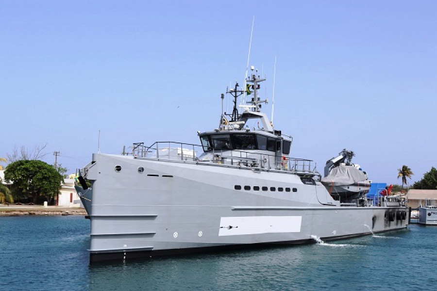 El buque HMJS Nanny of the Maroons arribando a la base naval. Foto: Jamaica Defence Force