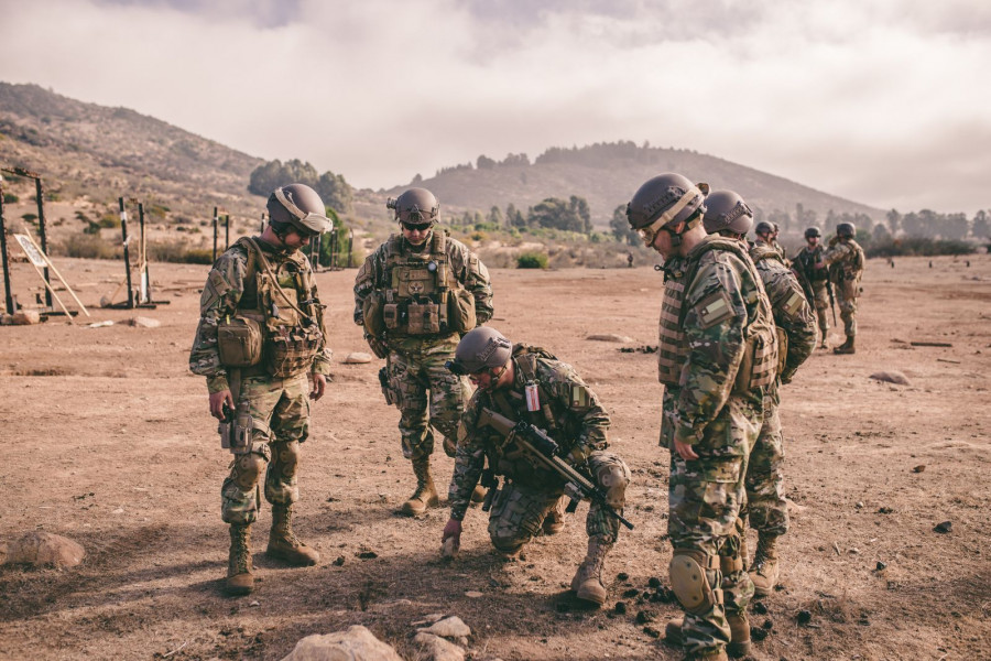 Infantes de Marina del BIM N° 21 Miller en entrenamiento en el Fuerte Aguayo. Foto: Armada de Chile