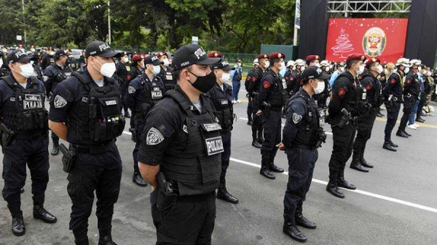 Personal de la Policía Nacional, en alineación.  Foto: Ministerio del Interior del Perú