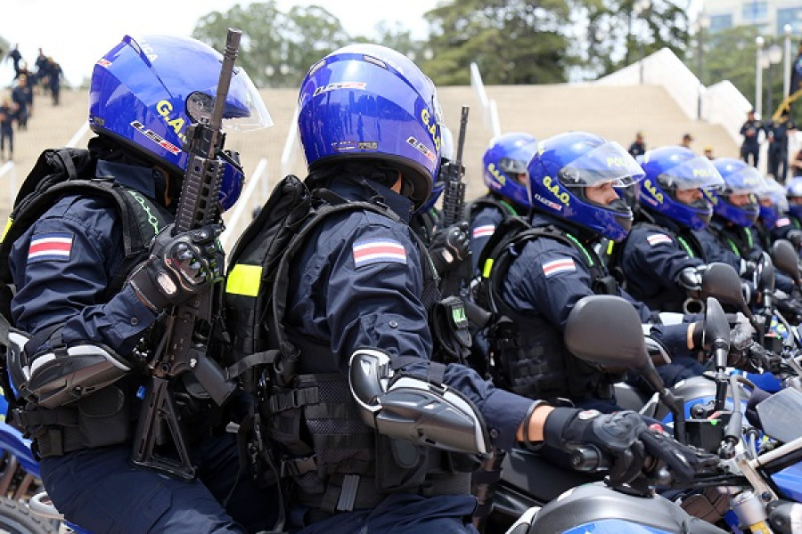 La Fuerza Pública de Costa Rica adquiere motos y chalecos antibalas para su  unidad motorizada