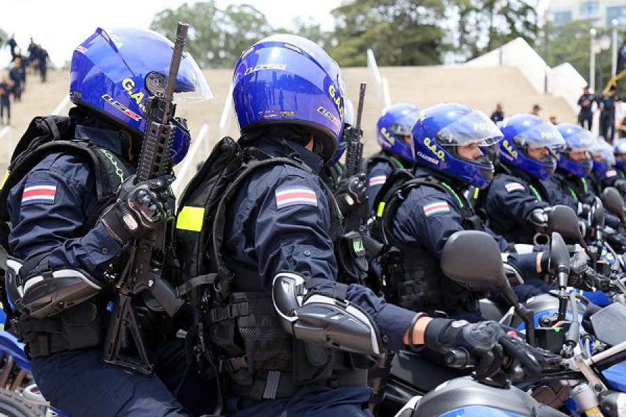 La Fuerza Pública de Costa Rica adquiere motos y chalecos antibalas para su unidad motorizada