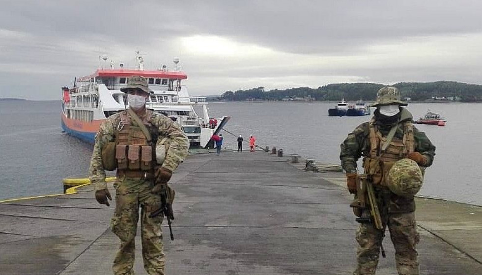 Infantes de Marina desplegados en la región de Los Lagos. Foto: Armada de Chile
