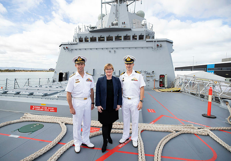 La ministra australiana de Defensa, Linda Reynolds, en la fragata Sydney. Foto: Ministerio de Defensa de Australia