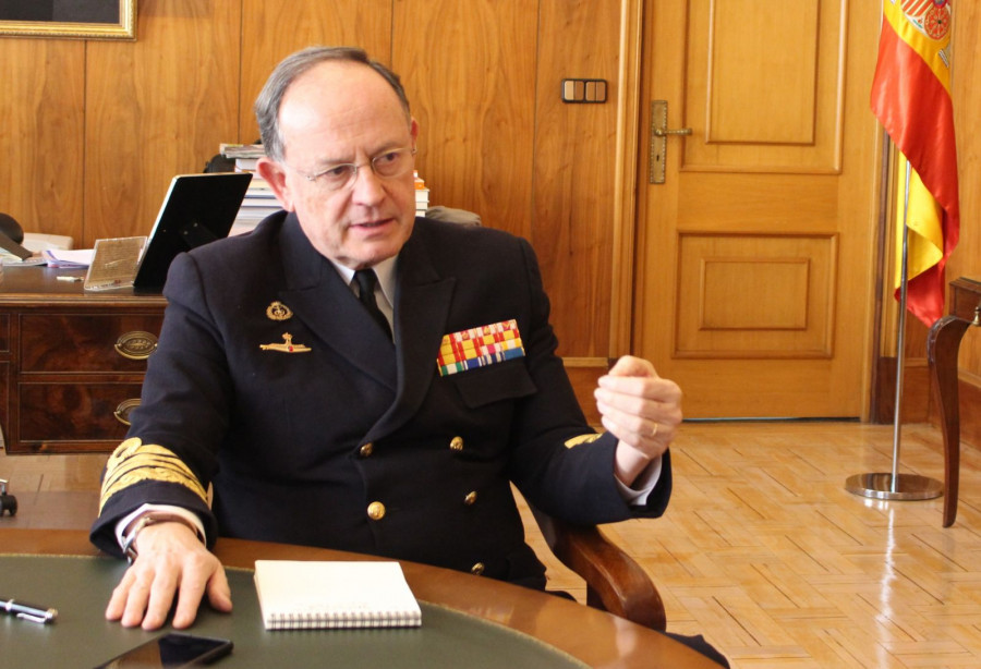 El almirante José Luis Urcelay en una entrevista a Infodefensa.com. Foto: Infodefensa.com