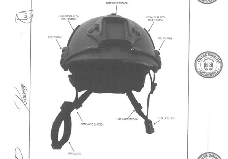 Modelo representativo del casco de protección ligero. Foto: Ejército del Perú