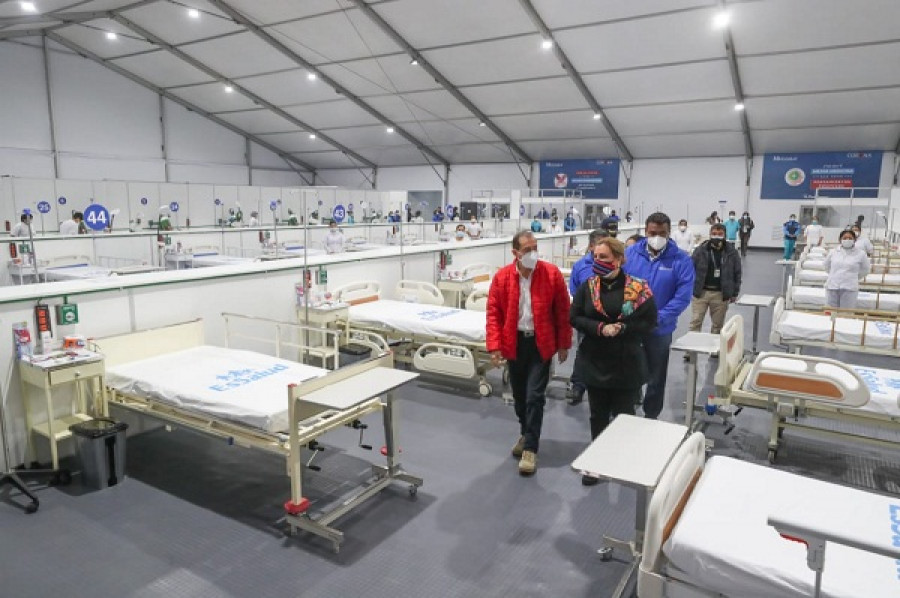 El premier Martos inspecciona la Villa Panamericana, en Lima, convertida en centro de salud. Foto: Presidencia del Consejo de Ministros