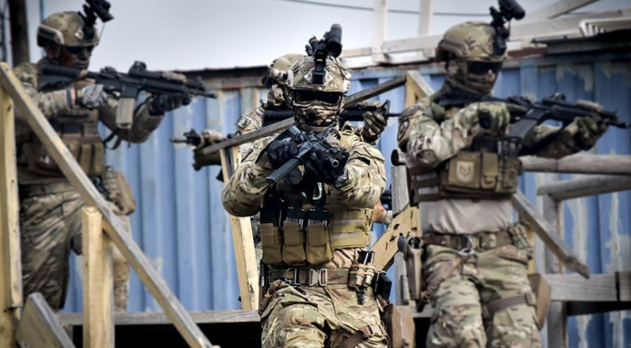 La Escuela de Fuerzas Especiales imparte los cursos de Buzo Táctico y Comando Infante de Marina. Foto: Armada de Chile