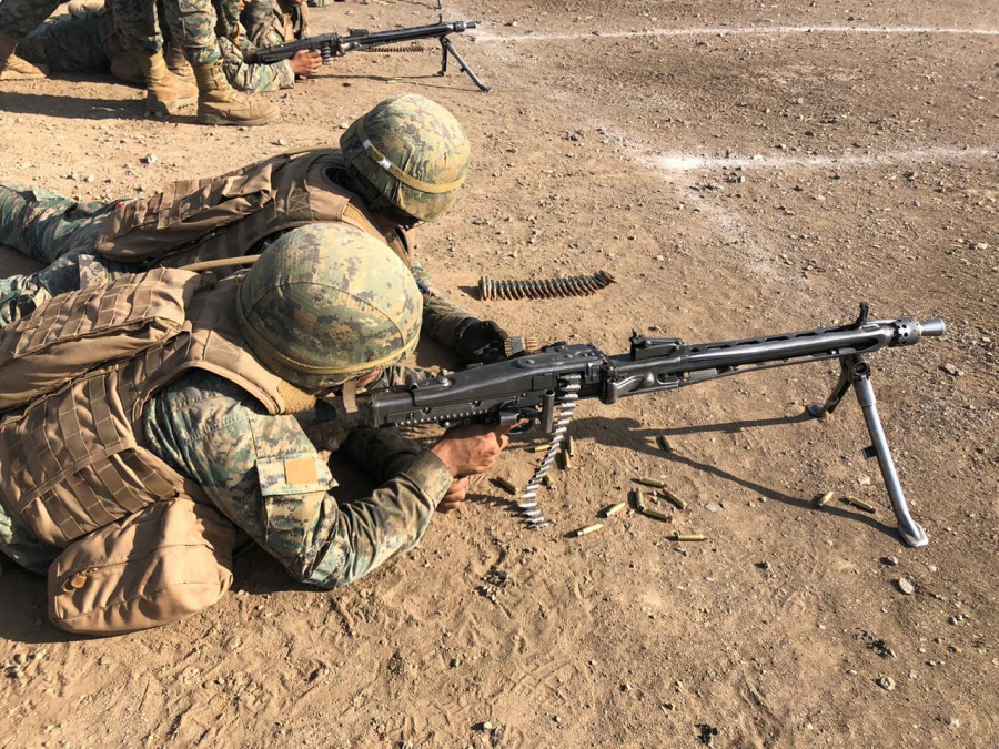 Los alumnos en práctica de tiro con ametralladoras Rheinmetall MG-3 de 7,62 x 51 mm. Foto: Ejército de Chile