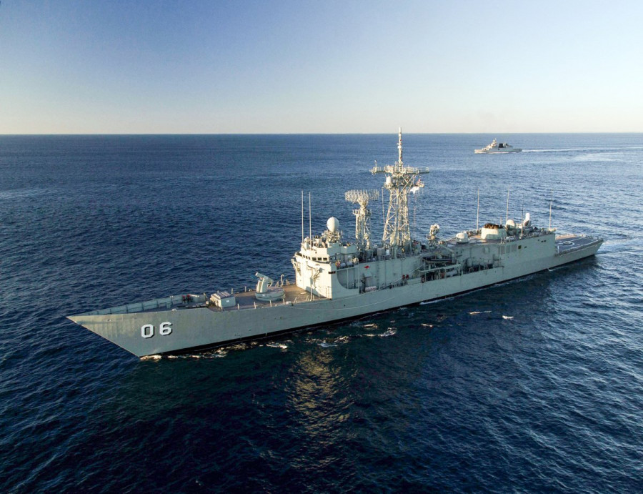 La HMAS Newcastle FFG-06 es una de las dos fragatas australianas clase Adelaide que incorporará la Armada de Chile. Foto: RAN