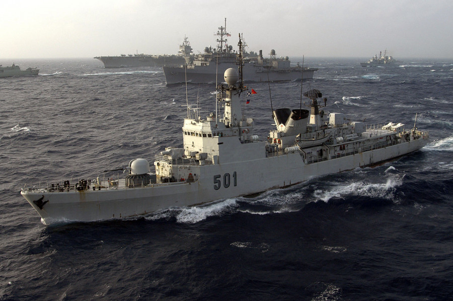 Corbeta Teniente Coronel Errahmani F-501. Foto: US Navy
