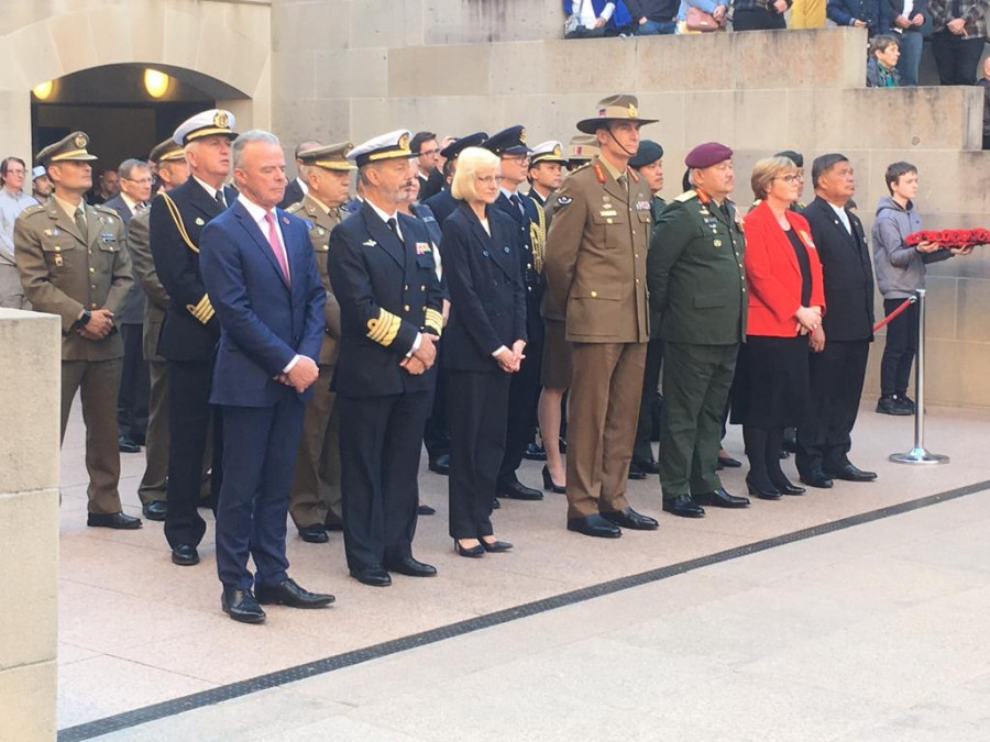 Acto de homenaje a los caidos en el Australian War Memorial