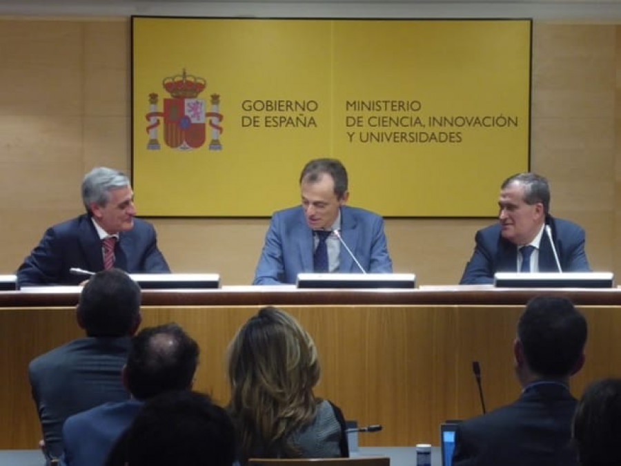 Plácido Márquez, Pedro Duque y Vicente Gómez Molinero. Foto: Tedae