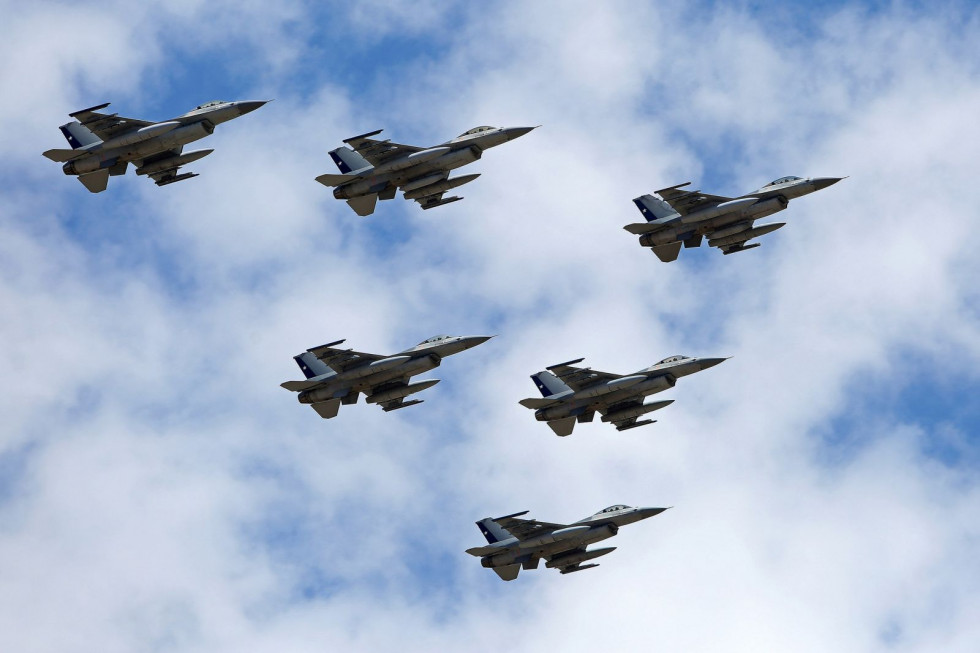 F 16 FACh 1