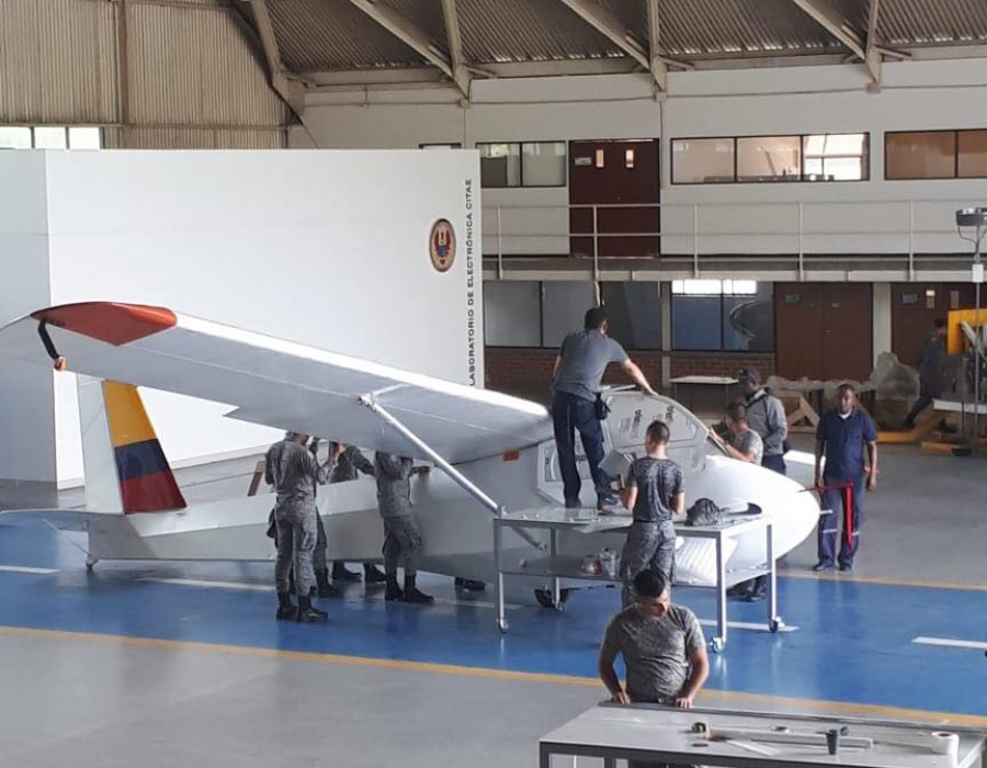 S17, fotos FAC