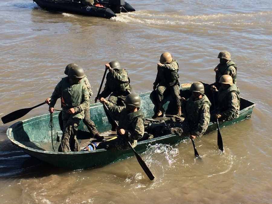 Ponton de asalto Sport Bass Escuela de Ingenieros del Ejercito de Chile