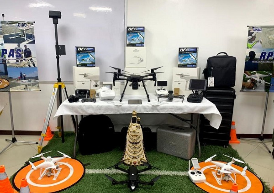 Curso para operadores de drones de unidades de Fuerzas Especiales. Foto: Comando de Defensa Aeroespacial Integral.