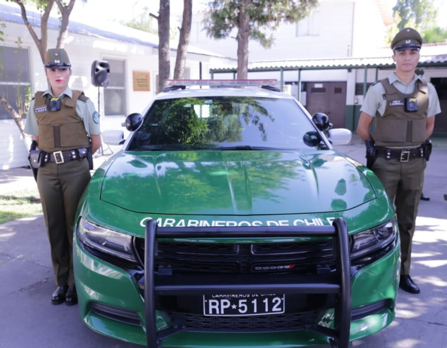 Policías de Carabineros de Chile portan las nuevas Axon Body 2. Foto: Carabineros