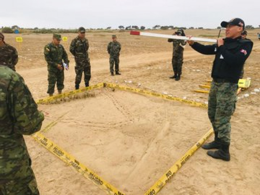 Entrenamiento en desminado. Foto Ejército del Ecuador.