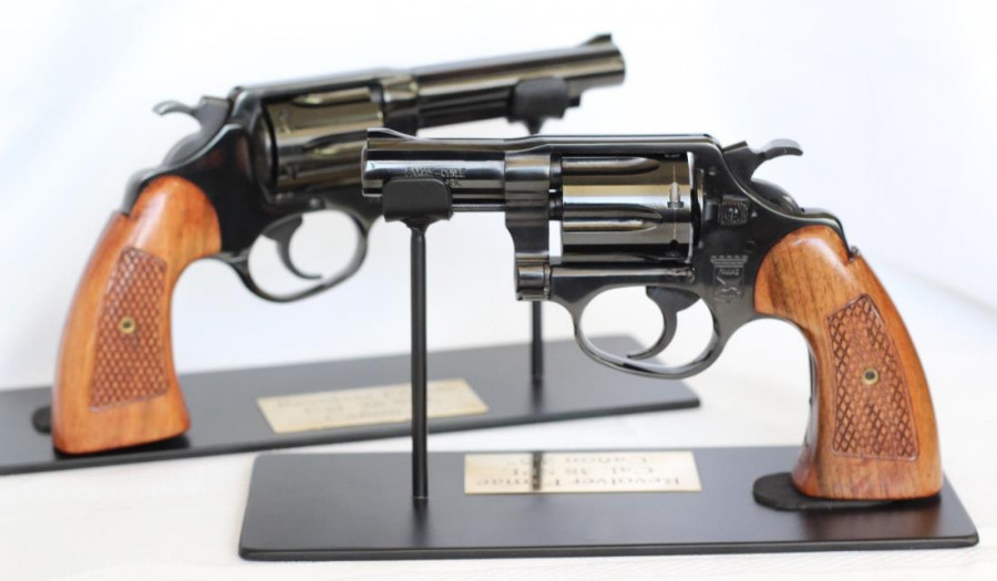 El arma cuenta con una variante de cañón corto y largo. Foto: Famae