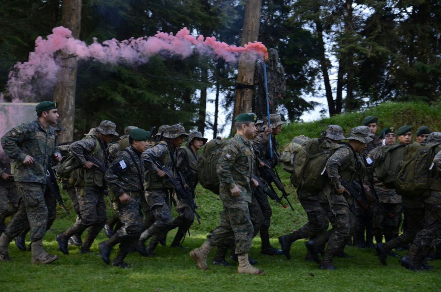 Instructores chilenos en el III Curso de Montaña realizado en 2017. Foto: Ejército de Guatemala