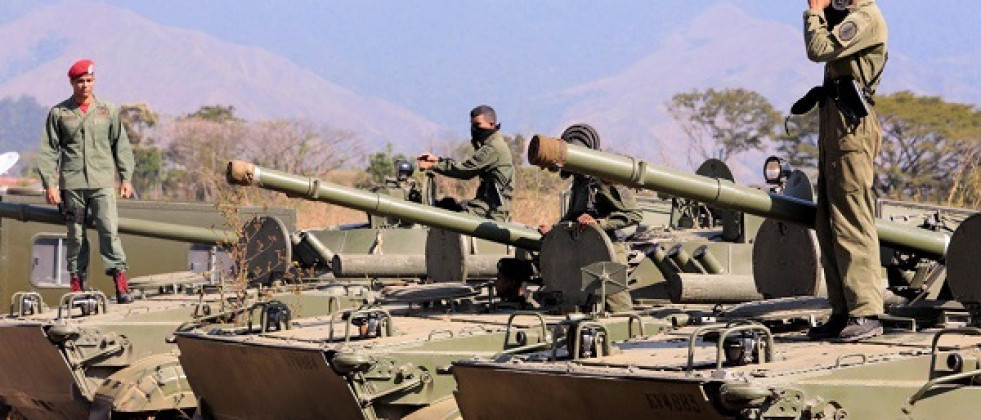 Vehículos blindados BMP-3, de origen ruso, pertenecientes al Ejército de Venezuela. Foto: Ministerio del Poder Popular para la Defensa.