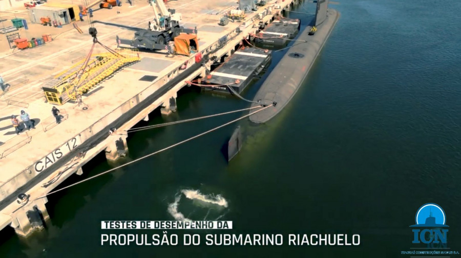 O teste foi realizado no Cais 12 do EBN em Itaguaí RJ. Foto: ICN
