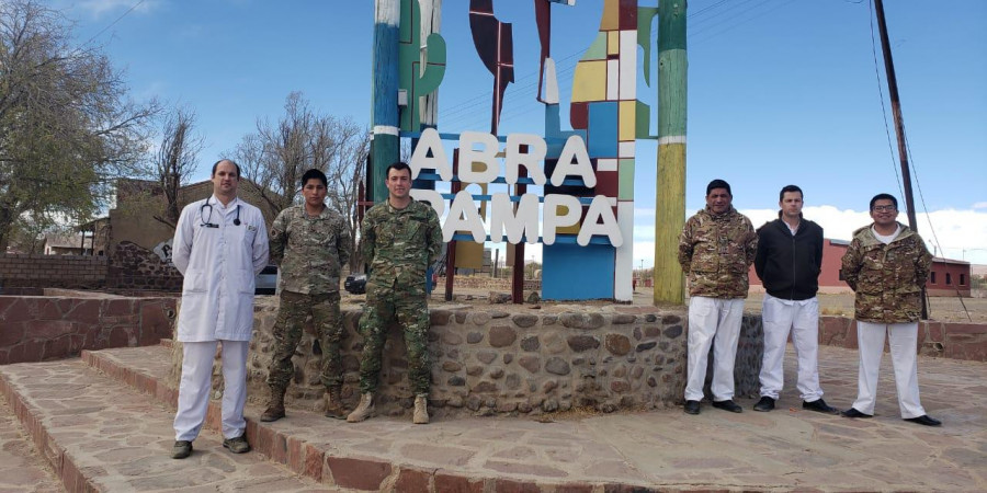 Profesionales afectados al Operativo Integración Norte, en Abra Pampa, Jujuy. Foto: Ministerio de Defensa.
