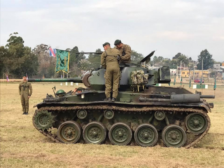 M24UR Chaffee durante la ceremonia de baja. Foto: Usuario Terminus Foro www.Uruguaymilitaria.com
