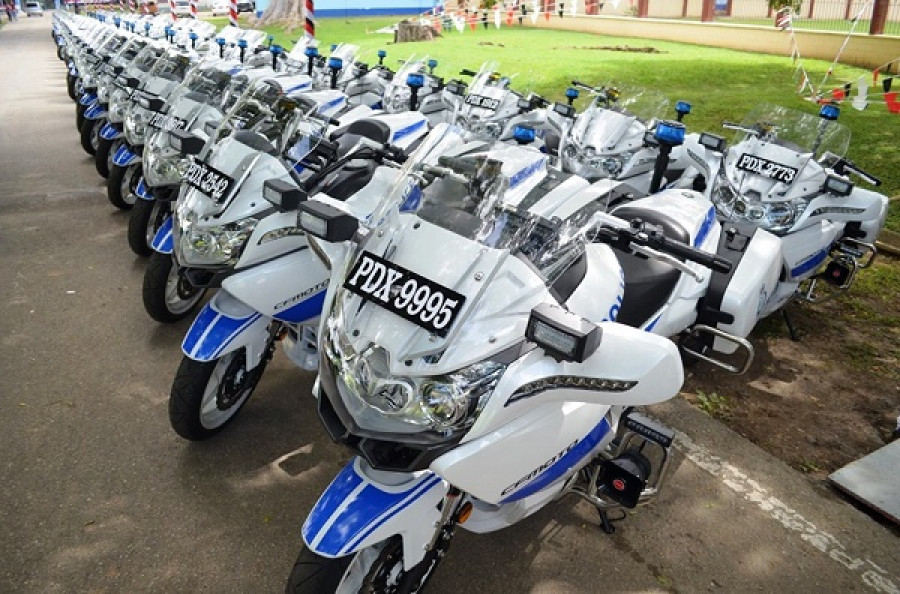 Motocicletas CFMoto donadas por China al Servicio de Policía de Trinidad y Tobago. Foto:  Ministry of National Security.