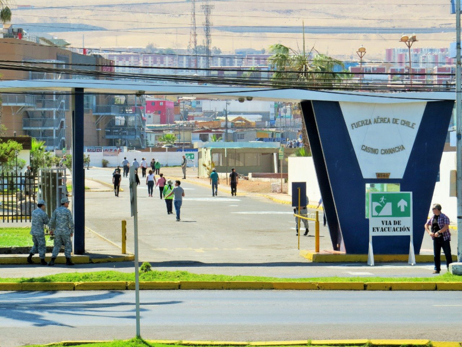 Entrada del Cuartel Cavancha de la Iª Brigada Aérea. Foto referencial: FACh