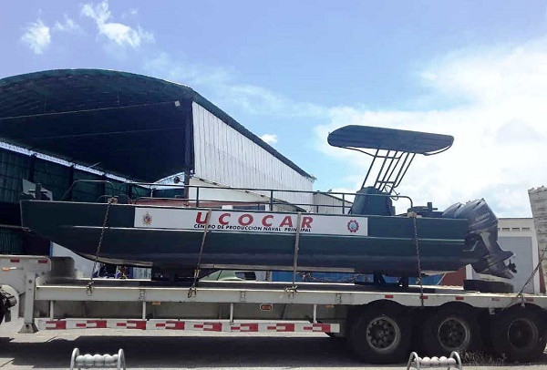 La lancha Antares lista para ser transportada a la Sexta Brigada Fluvial de Infantería de Marina. Foto: Ucocar.
