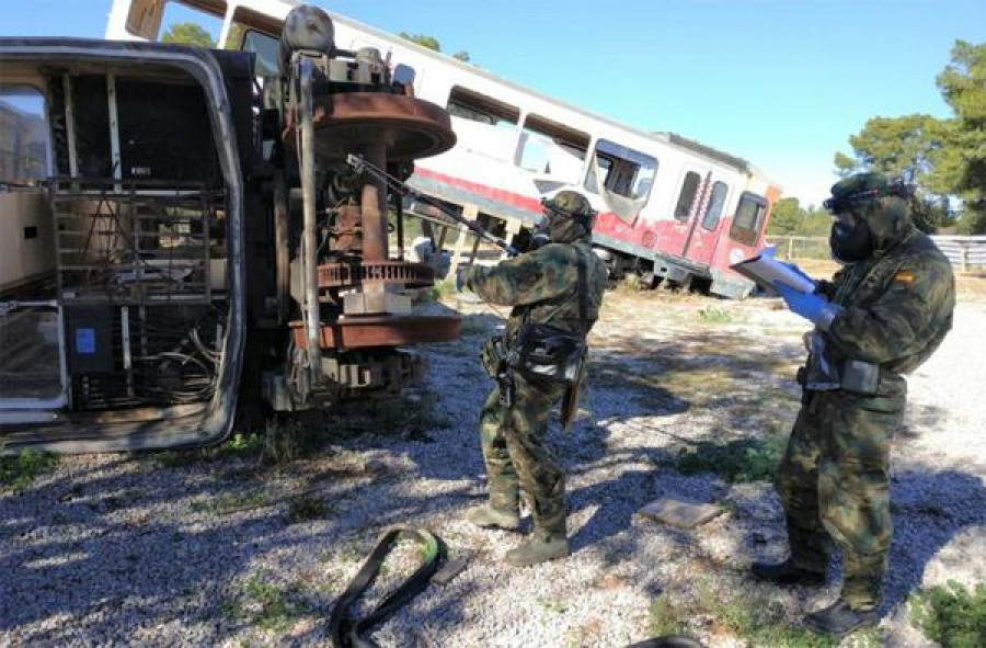 Búsqueda de contaminación radioactiva en un ejercicio. Foto: Ejército de Tierra