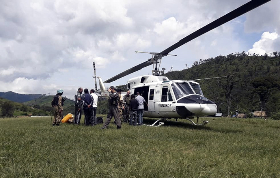 Helicóptero Bell 212 de la FAU desplegado en la misión de la ONU en el Congo. Foto: Fuerza Aérea Uruguaya.
