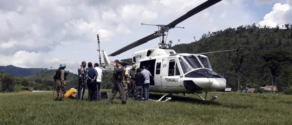 Helicóptero Bell 212 de la FAU desplegado en la misión de la ONU en el Congo. Foto: Fuerza Aérea Uruguaya.