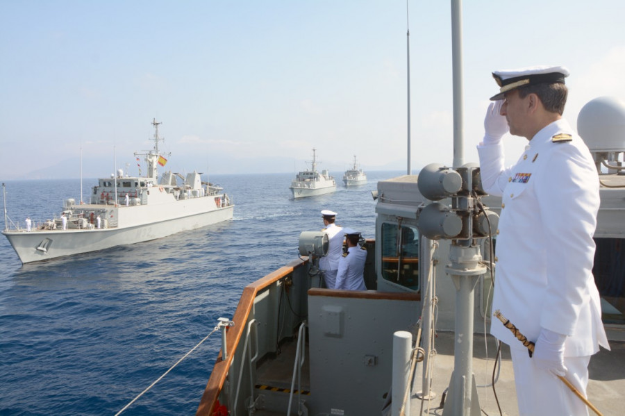 Comandante entrante de la Fuerza de Medidas Contra Minas. Foto: Armada española