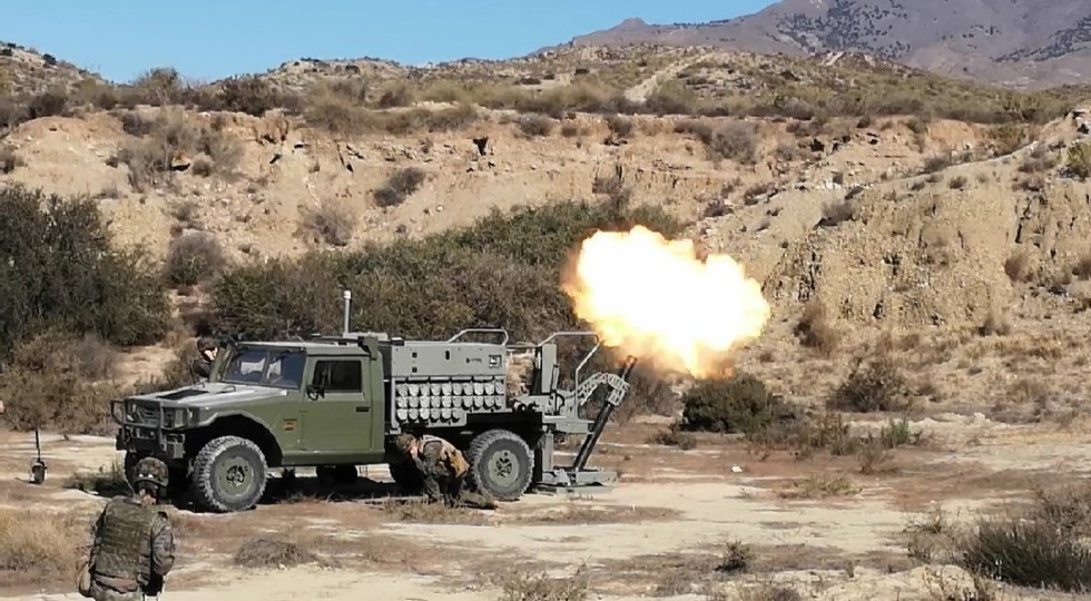 Pruebas del portamortero ligero Alakran en la Legión. Foto: Ejército de Tierra