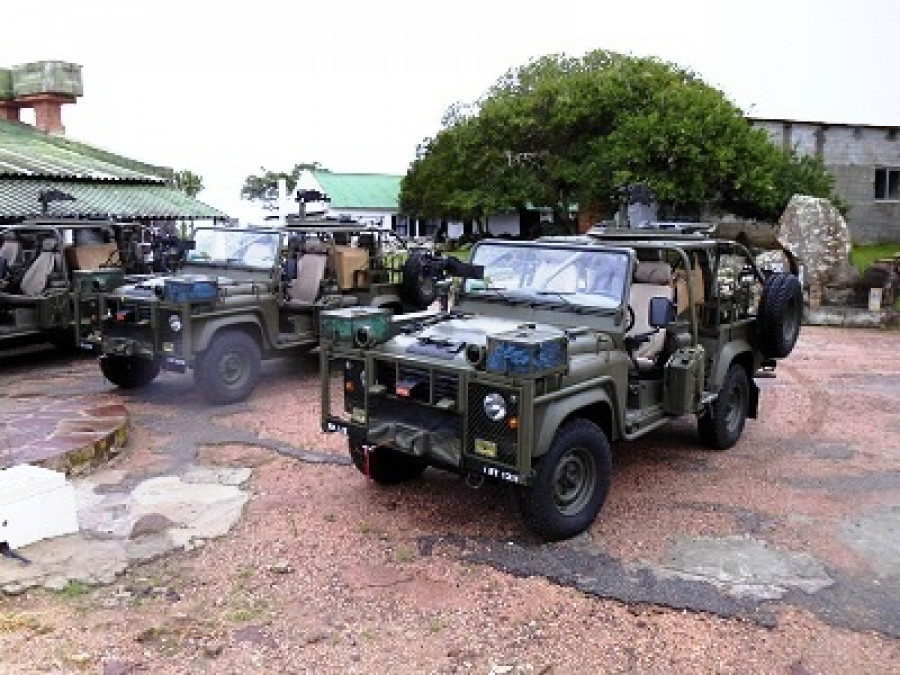 Vehículo táctico Land Rover Defender. Foto: Ejército Nacional del Uruguay.