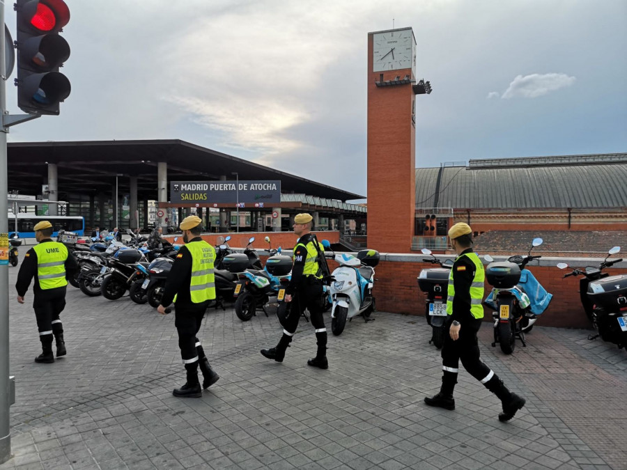Efectivos de la UME este domingo en la estación de Atocha en Madrid. Foto: Ministerio de Defensa