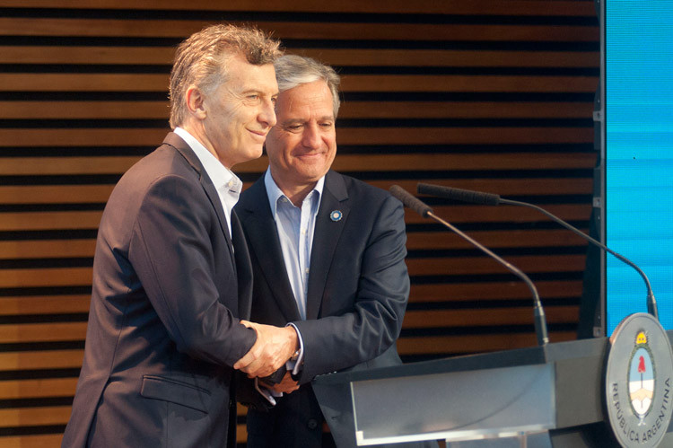 Mauricio Macri junto a Andrés Ibarra. Foto: Presidencia de la Nación