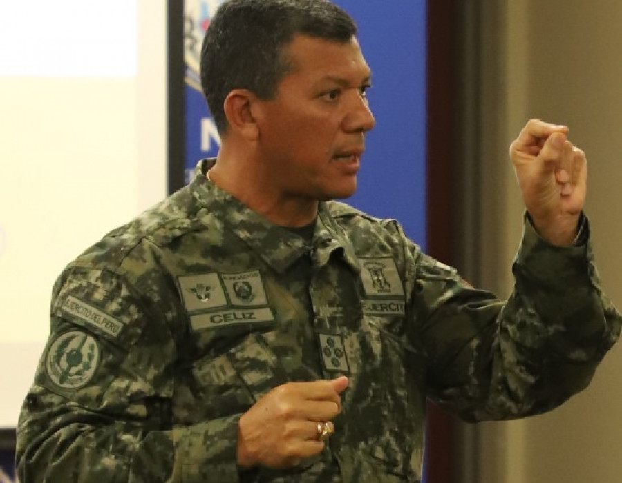 El comandante general del Ejército del Perú, general Jorge Céliz Kuong en su reciente visita al Whinsec. Foto: Whinsec.