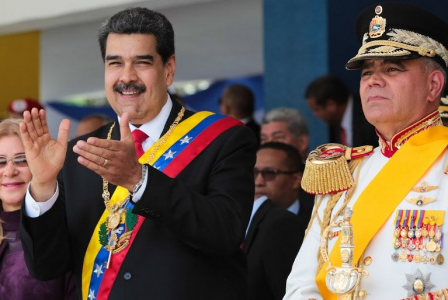 Maduro y el general Padrino en el desfile militar del Día de la Independencia, el pasado 5 de julio. Foto: Prensa FANB.