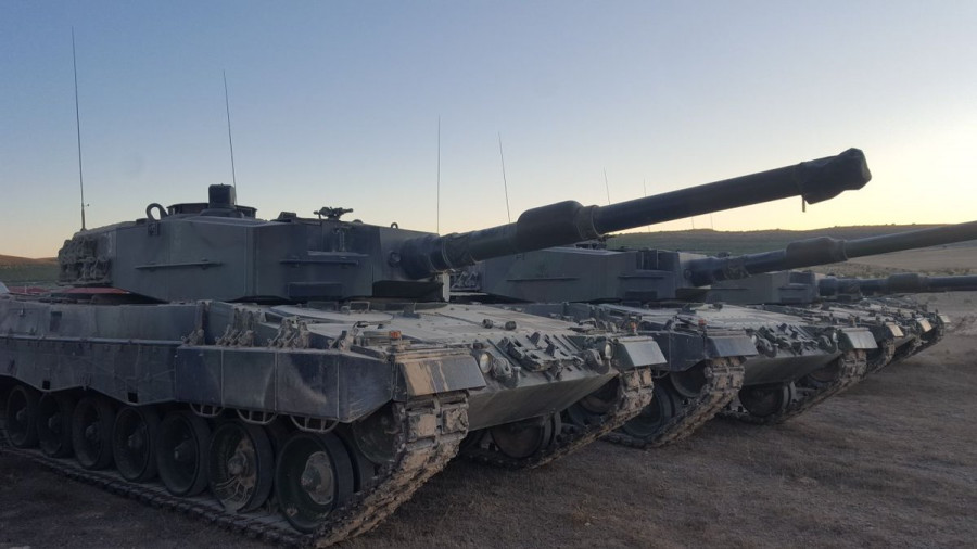 Leopard 2A4 en el campo de maniobras de Chinchilla. Foto: Ejército de Tierra