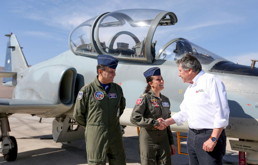 El ministro Espina espera contar pronto con el nuevo proyecto de ley. Foto: Ministerio de Defensa
